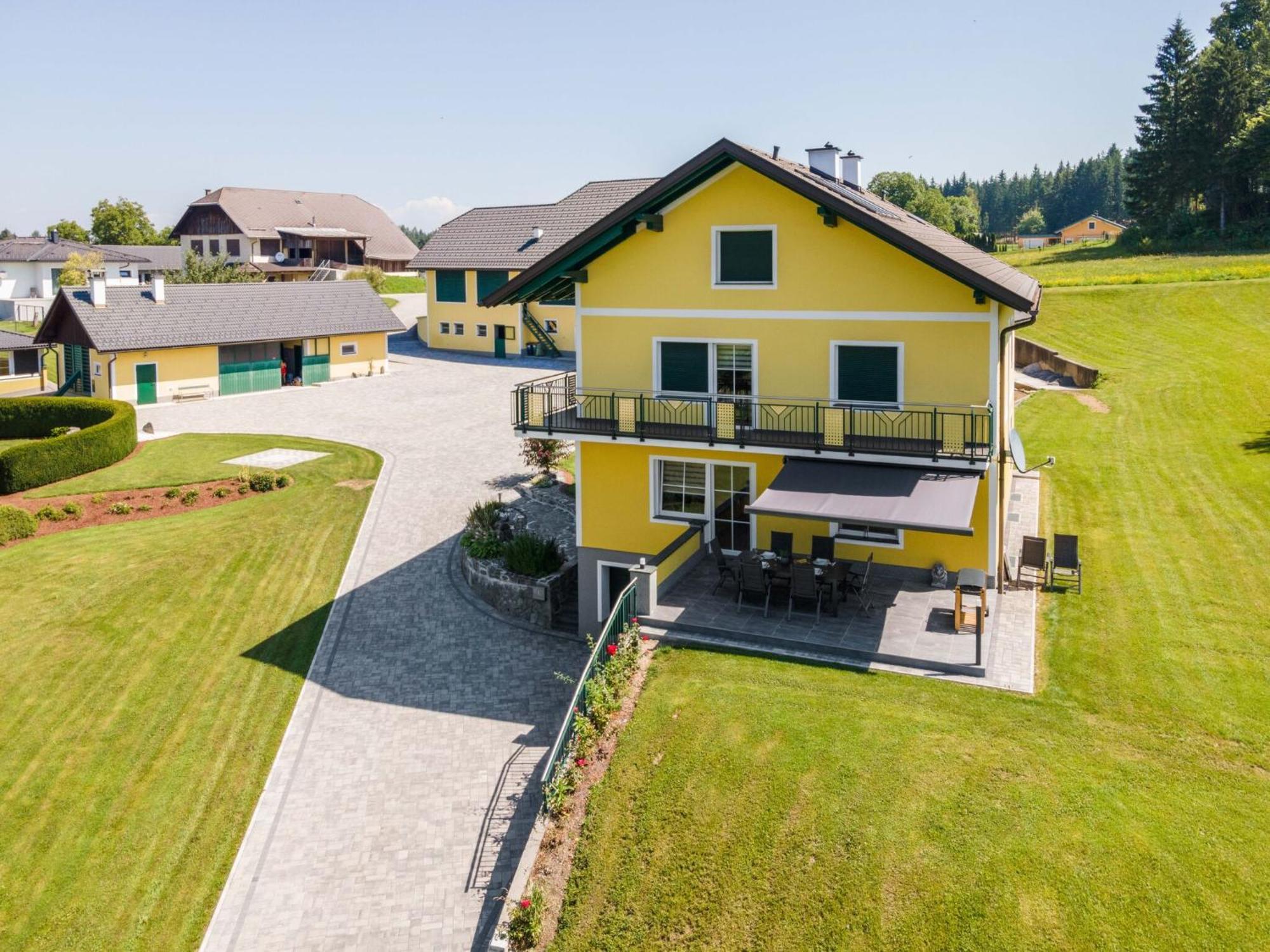 Holiday Home In Carinthia Near Lake Woerthersee Kottmannsdorf エクステリア 写真