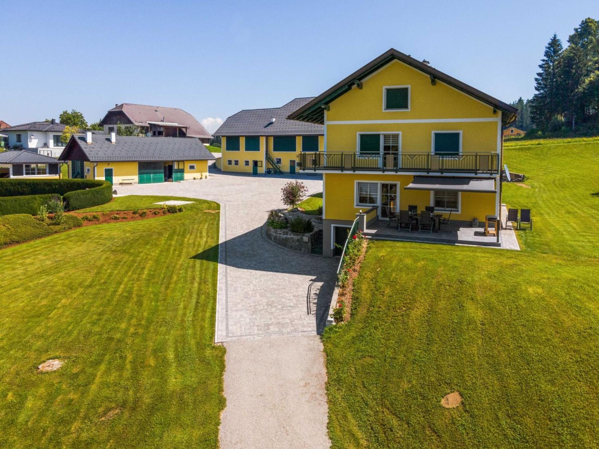 Holiday Home In Carinthia Near Lake Woerthersee Kottmannsdorf エクステリア 写真